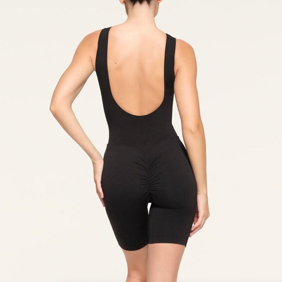 Skims Recycled Nylon Contour Lounge Onesie ONYX NWOT SIZE SMALL RARE - Picture 5 of 7